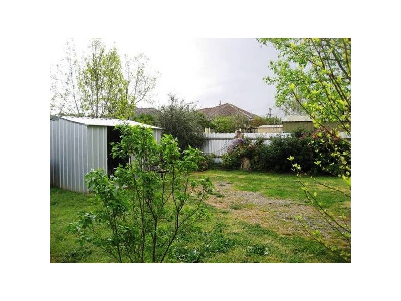 203 Eaglehawk Road, California Gully VIC 3556