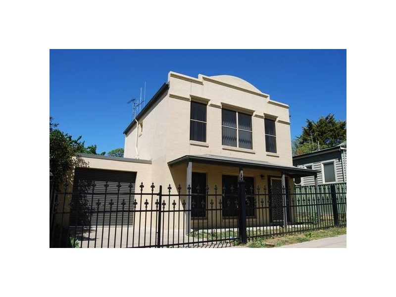 A/21 Houston Street, Quarry Hill VIC 3550