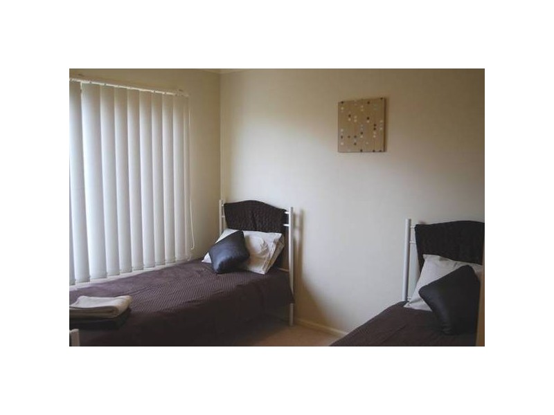 A/21 Houston Street, Quarry Hill VIC 3550