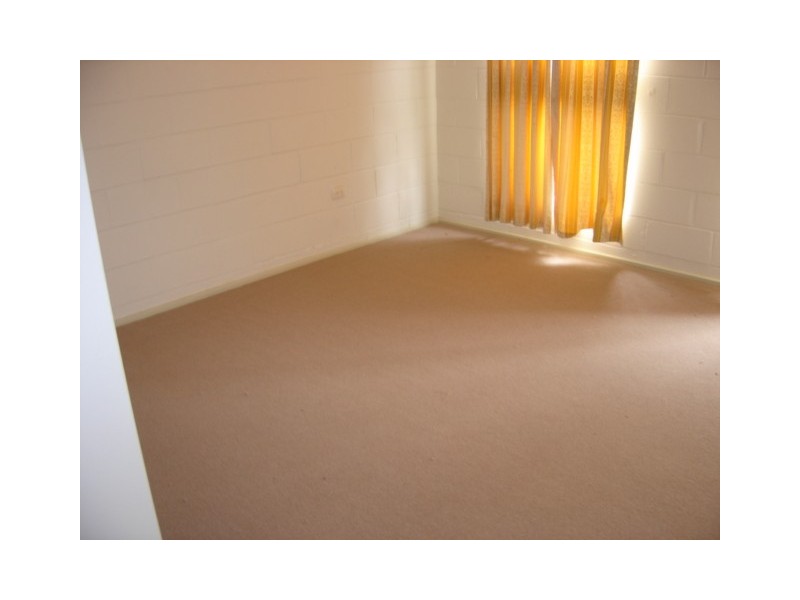 1/16 Pallett Street, Golden Square VIC 3555