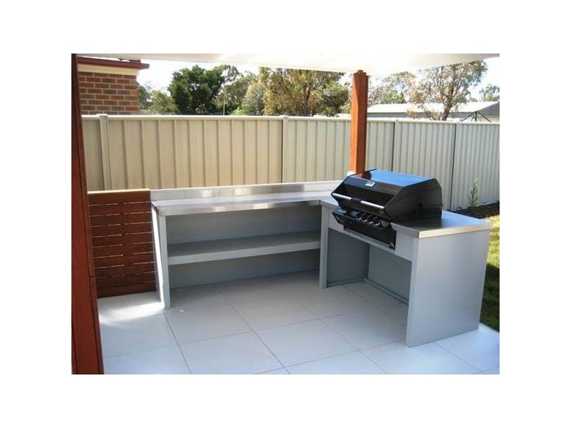 14 Alkoomi Court, Ascot VIC 3551