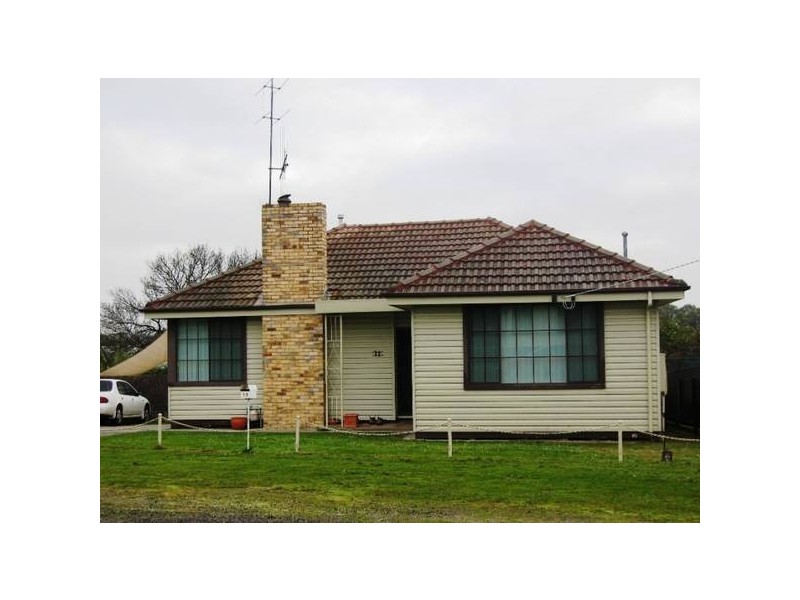 11 Rowe Street, Golden Square VIC 3555