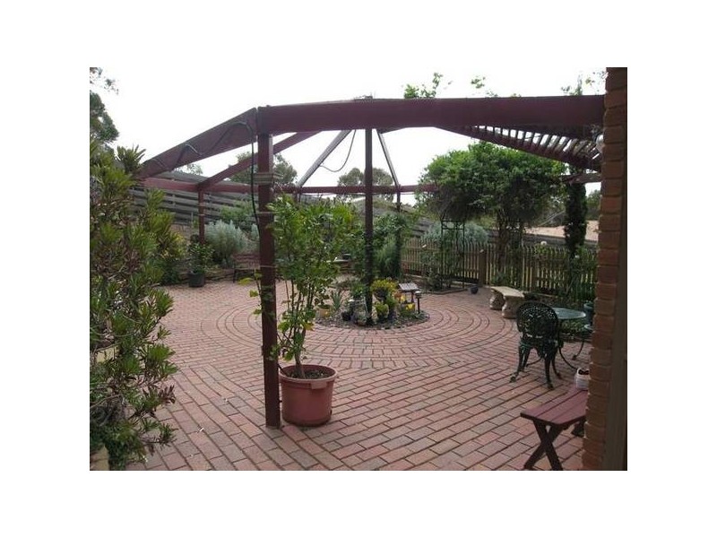 10 Langford Court, Strathdale VIC 3550