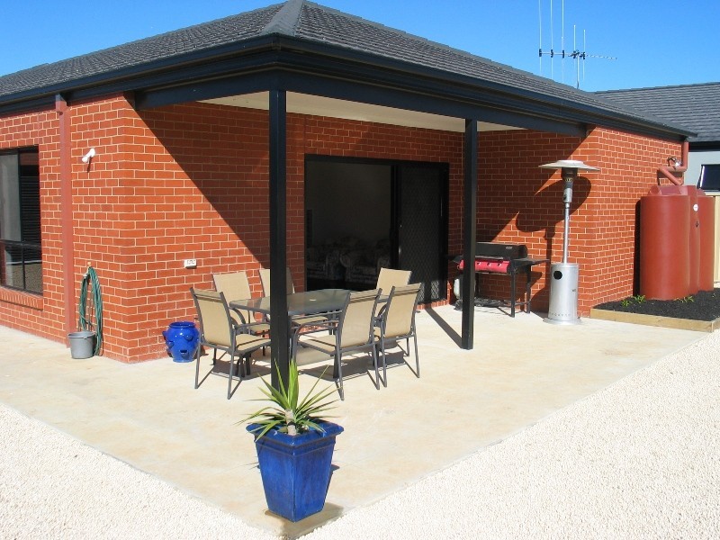 62 Bassett Drive, Strathfieldsaye VIC 3551