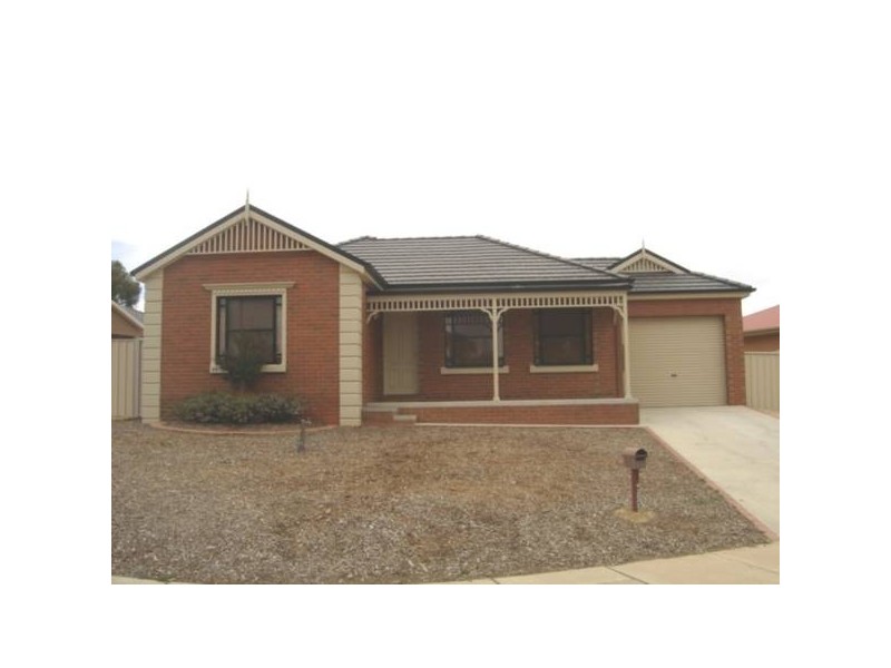 1/46 Mistletoe Street, Golden Square VIC 3555