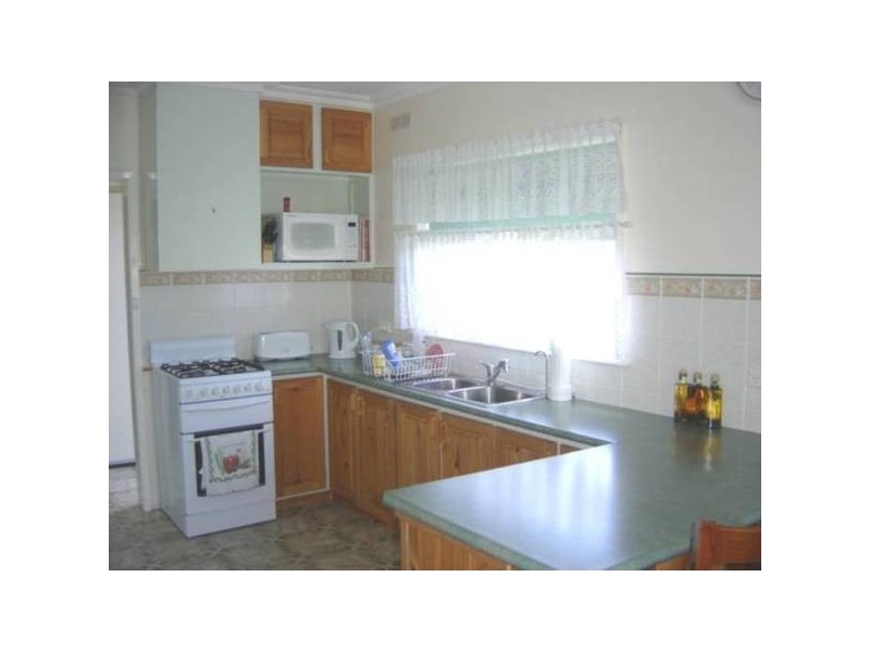 122 Maple Street, Golden Square VIC 3555