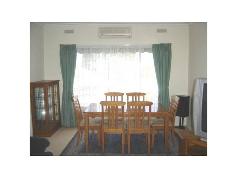 122 Maple Street, Golden Square VIC 3555