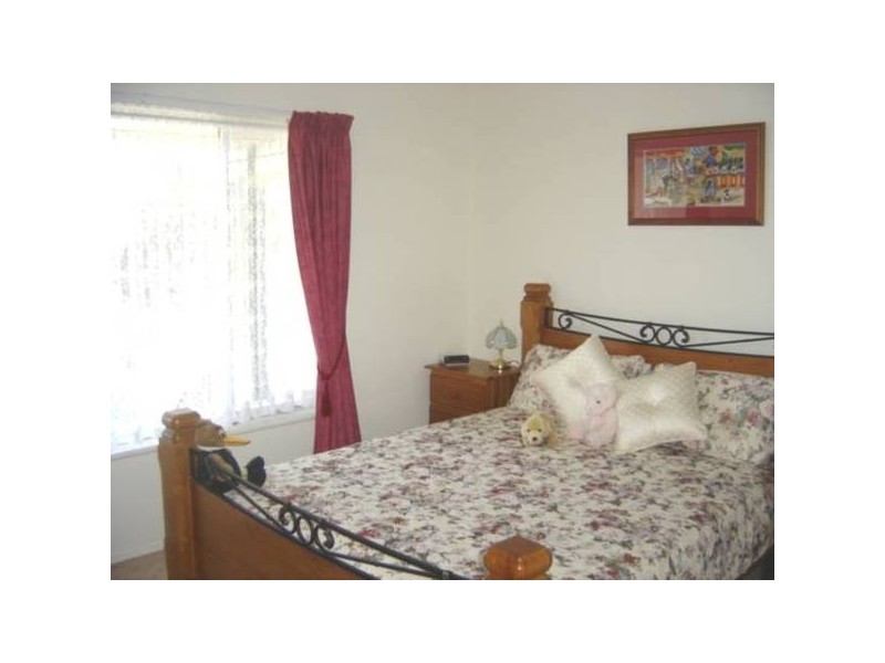 122 Maple Street, Golden Square VIC 3555