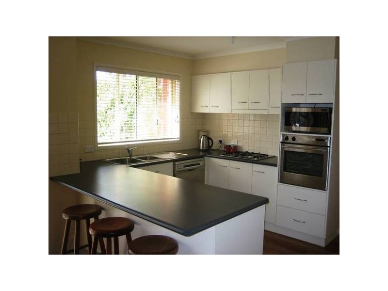 11 Clay Gully Court, Maiden Gully VIC 3551