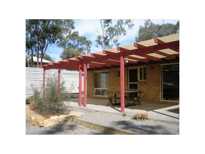 11 Clay Gully Court, Maiden Gully VIC 3551
