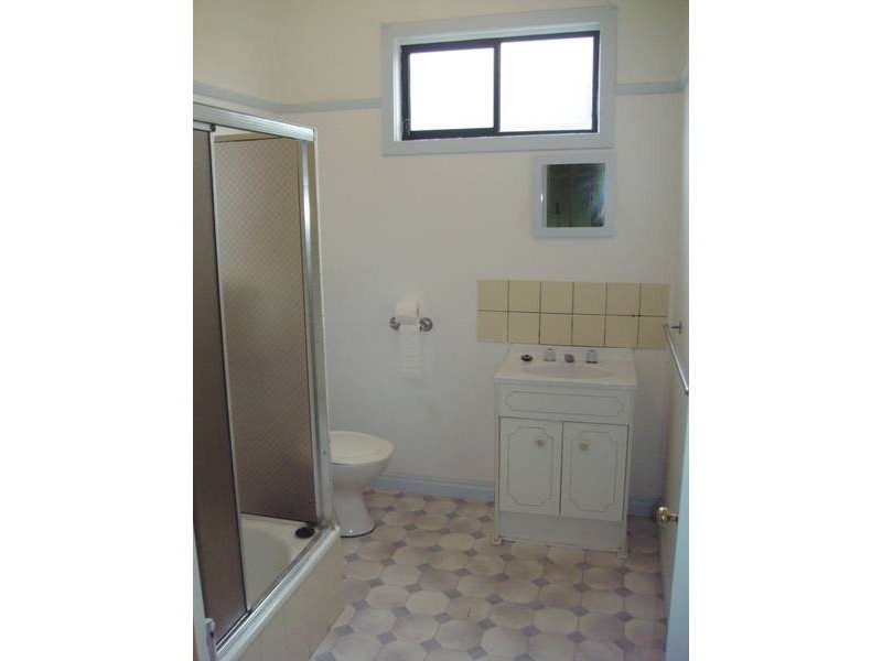 24 Staley Street, California Gully VIC 3556