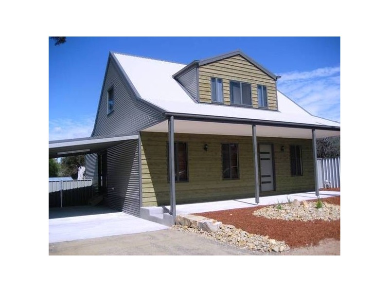 4a Bailey Street, California Gully VIC 3556