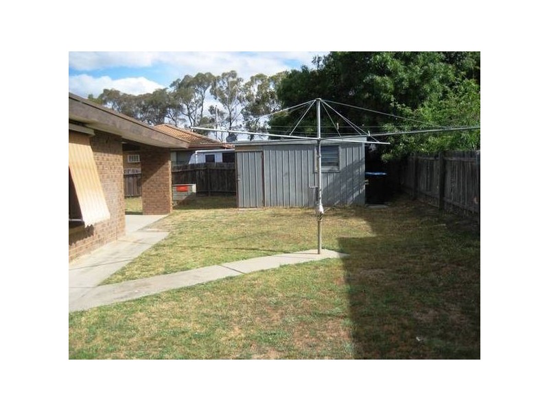 32 Desmond Sreet, Strathdale VIC 3550