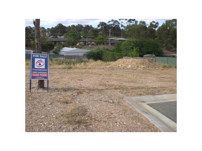 5 Alpaca Court, Kangaroo Flat VIC 3555