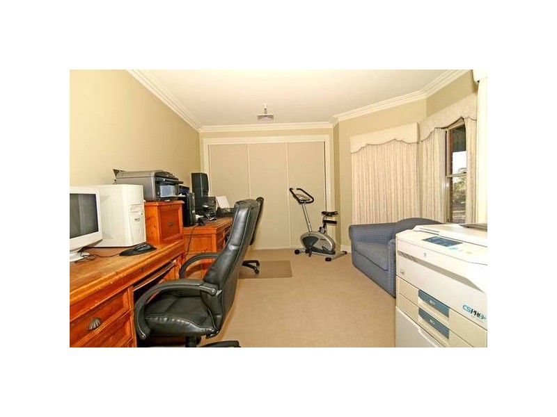 30 Braeside Drive, Junortoun VIC 3551