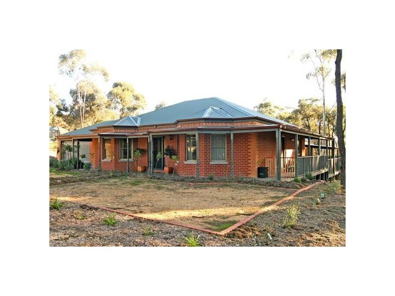 30 Braeside Drive, Junortoun VIC 3551
