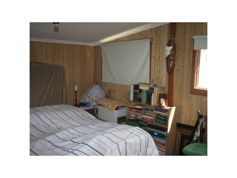 16 MacDougall Road, Golden Square VIC 3555