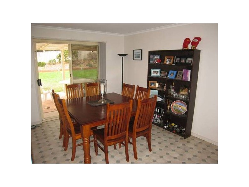 19 Lukin Crescent, Kangaroo Flat VIC 3555