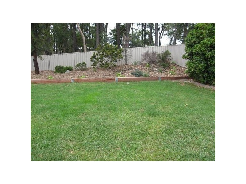 19 Lukin Crescent, Kangaroo Flat VIC 3555