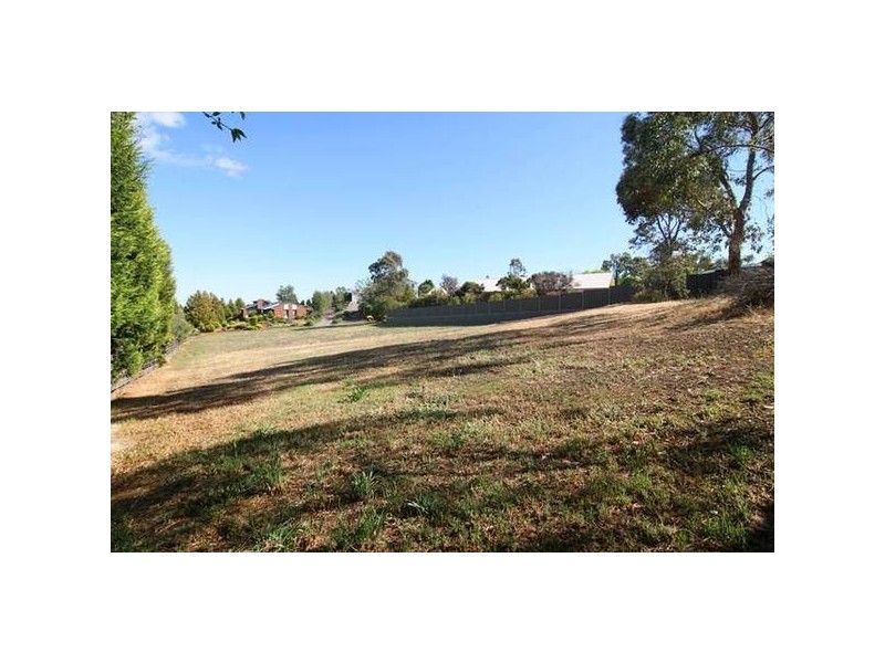 9 Harrods Court, Strathdale VIC 3550