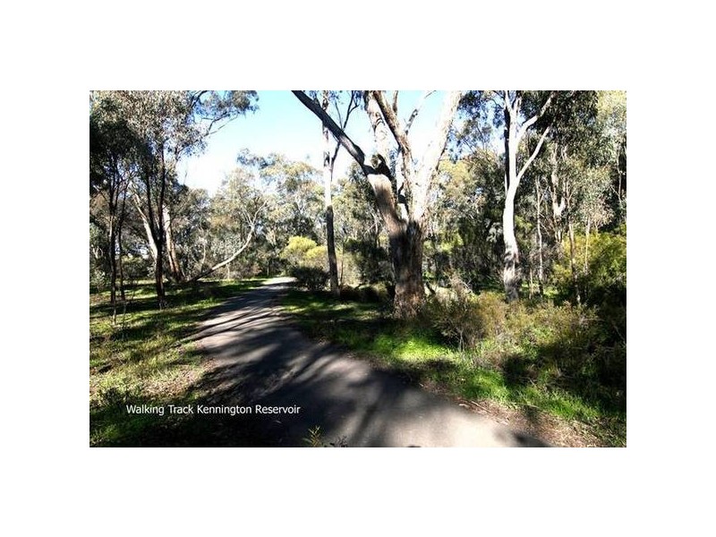 9 Harrods Court, Strathdale VIC 3550