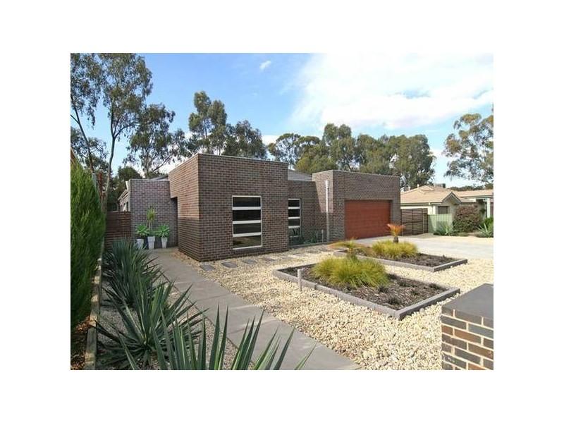 14 Vincent Drive, Strathdale VIC 3550