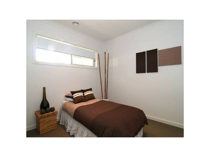 14 Vincent Drive, Strathdale VIC 3550