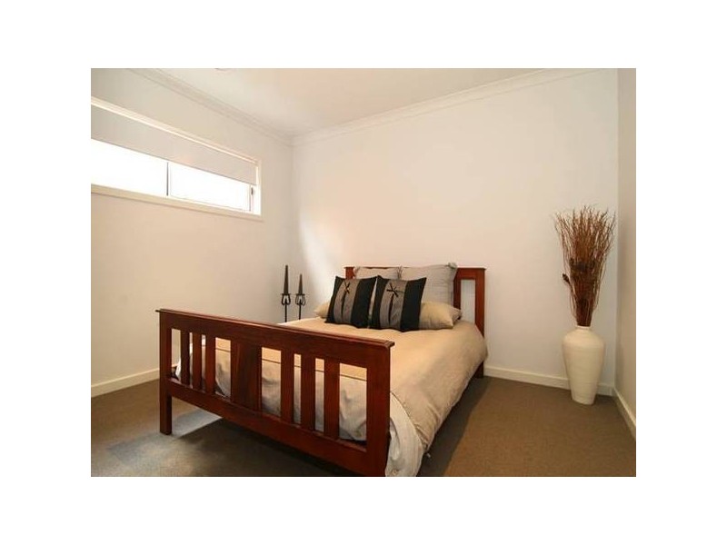 14 Vincent Drive, Strathdale VIC 3550