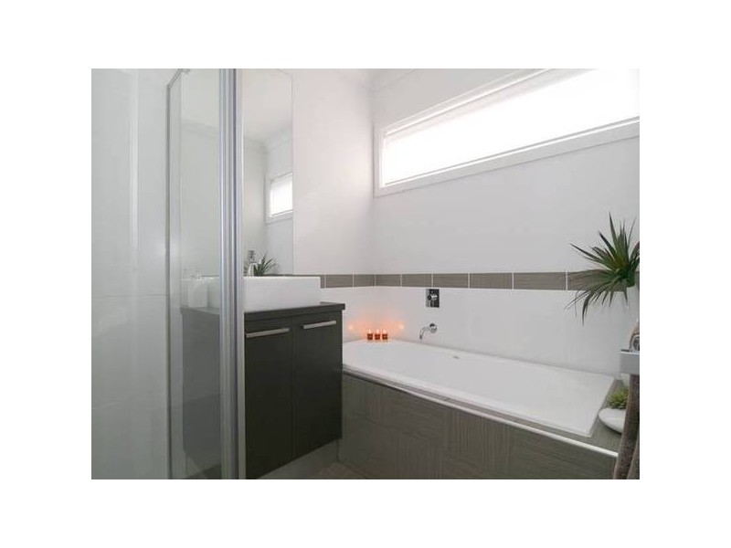 14 Vincent Drive, Strathdale VIC 3550
