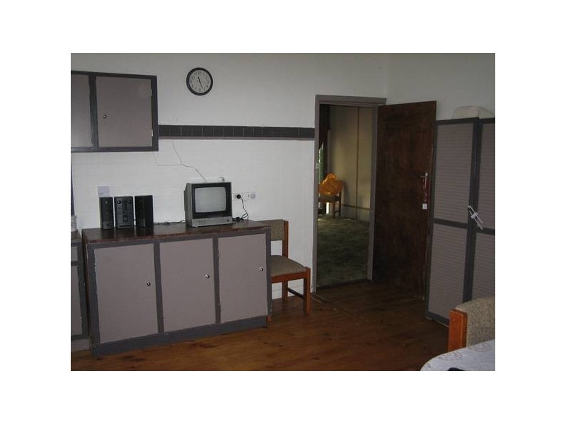 31 Danson Avenue, Kangaroo Flat VIC 3555