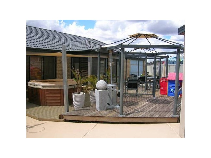 31 Manna Gum Drive, Epsom VIC 3551