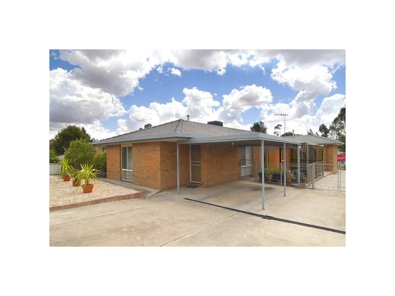 13 Pearce Street, Bendigo VIC 3550