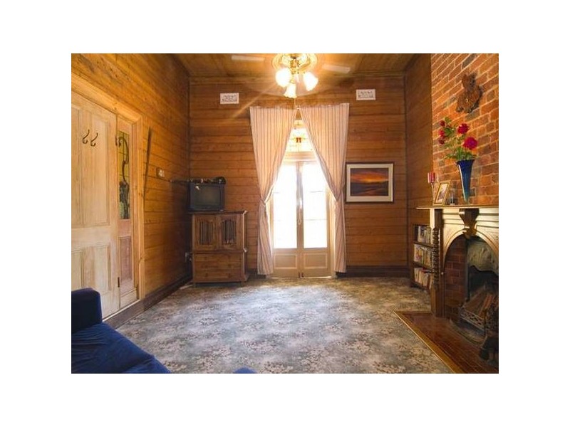 64 Marong Road, Bendigo VIC 3550