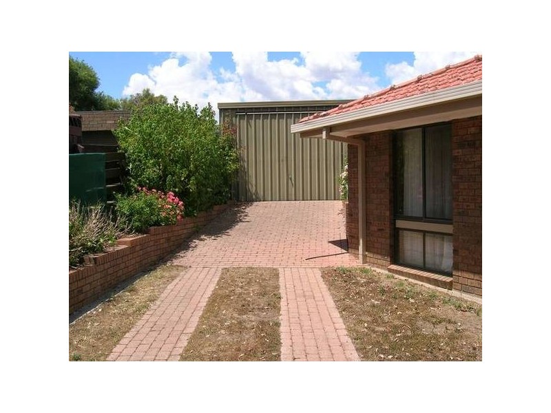 74 Harley Street, Strathdale VIC 3550