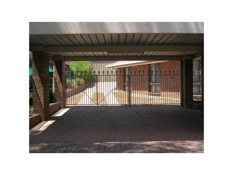 74 Harley Street, Strathdale VIC 3550