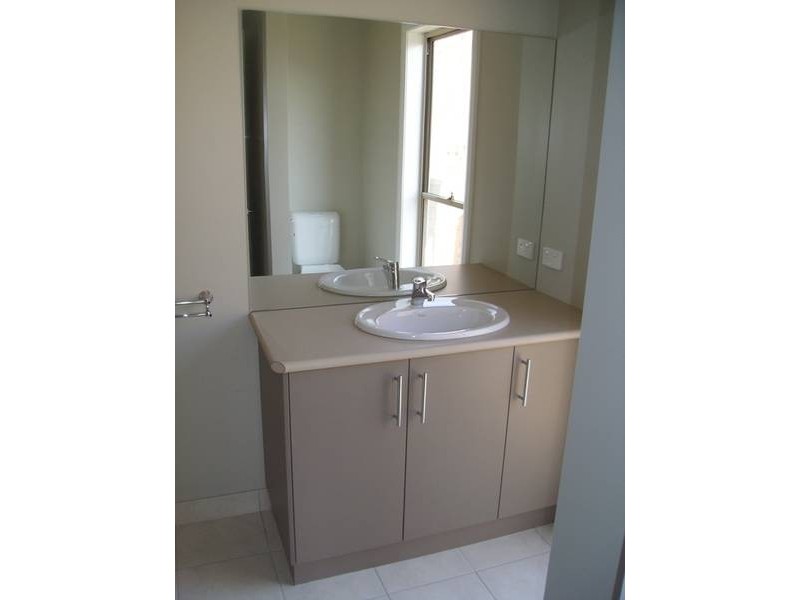 3/50 Mistletoe Street, Golden Square VIC 3555