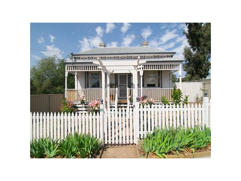 27 Hill Street, Bendigo VIC 3550