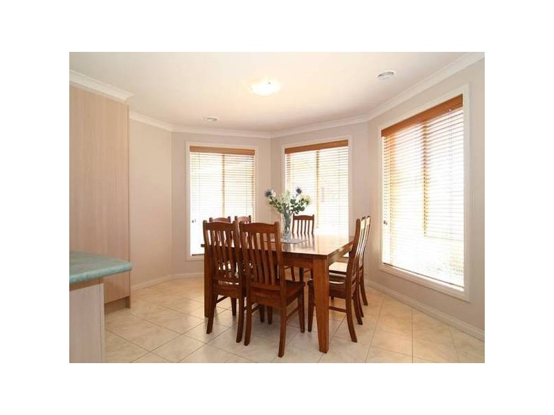 31 Pioneer Drive, Maiden Gully VIC 3551