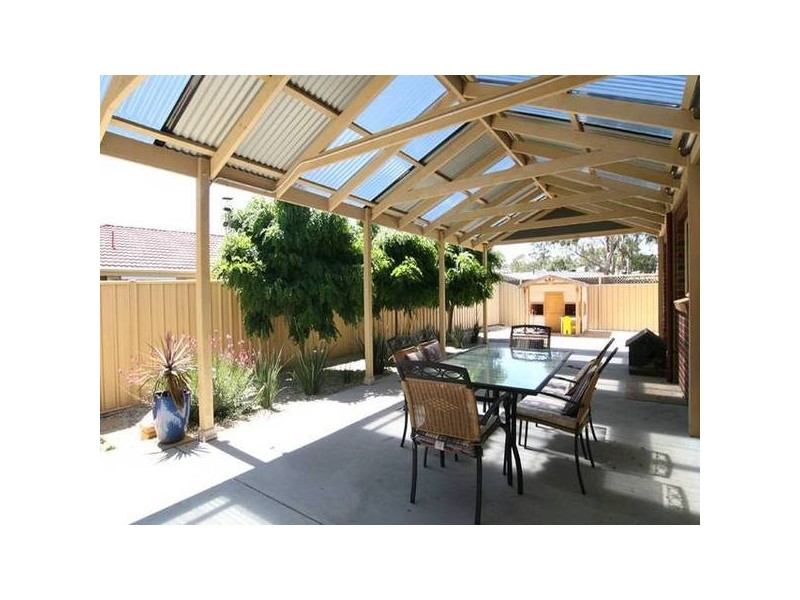 31 Pioneer Drive, Maiden Gully VIC 3551