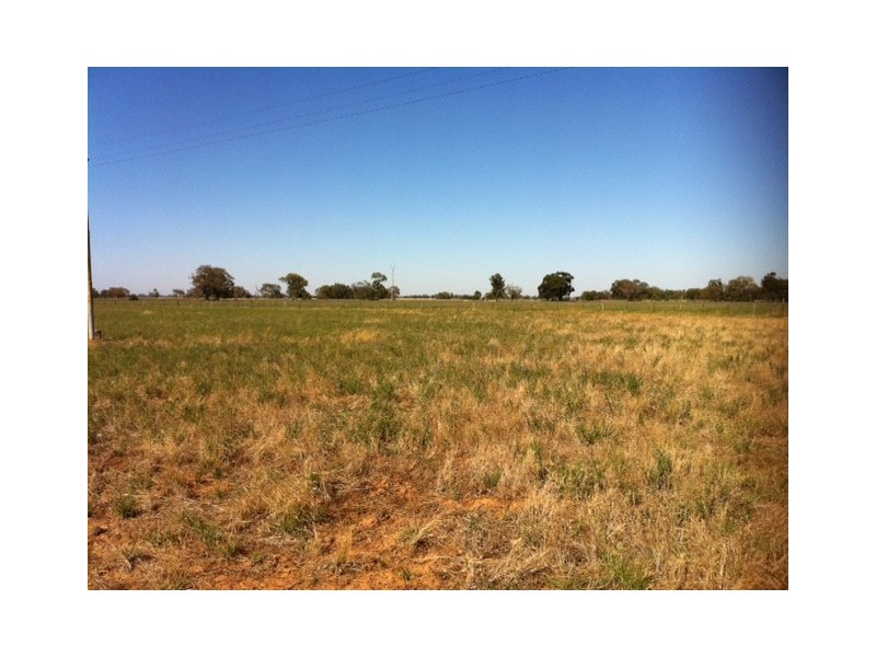 2205 Prairie Road, Rochester VIC 3561