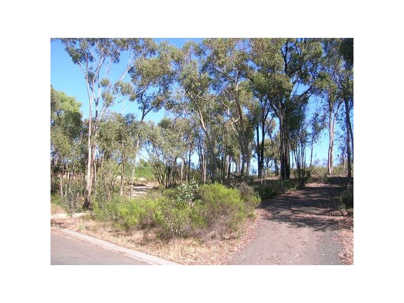 6 Kathleen Terrace, Maiden Gully VIC 3551