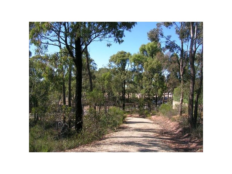 6 Kathleen Terrace, Maiden Gully VIC 3551