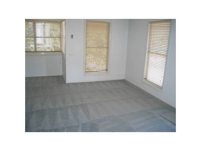 10 Wisteria Court, Flora Hill VIC 3550