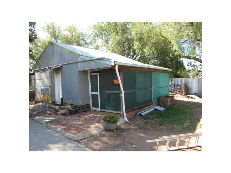 5 Church Street, Eaglehawk VIC 3556