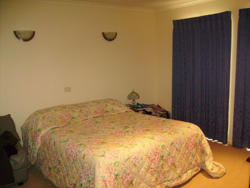 10 Parkway Drive, Strathfieldsaye VIC 3551