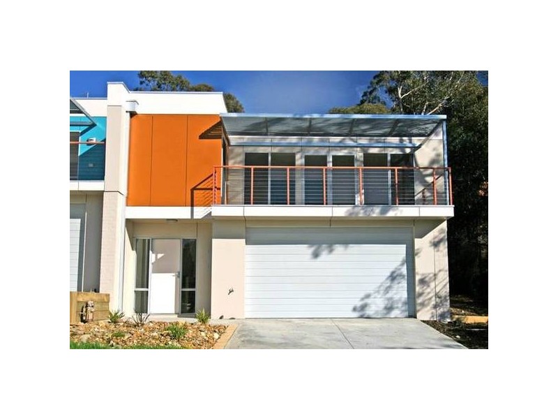 2/22 Sharon Street, Flora Hill VIC 3550