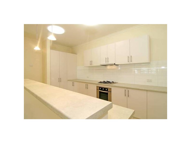 2/22 Sharon Street, Flora Hill VIC 3550