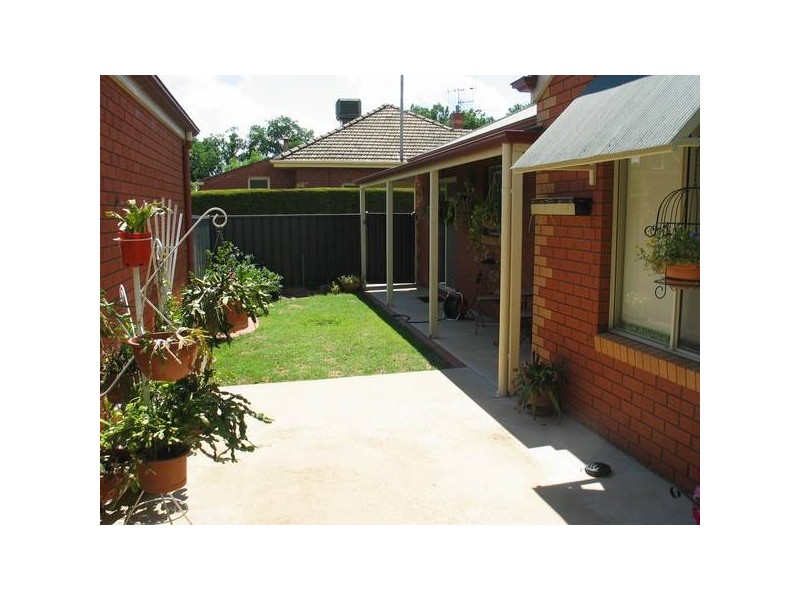 1/10 Larritt Street, Bendigo VIC 3550