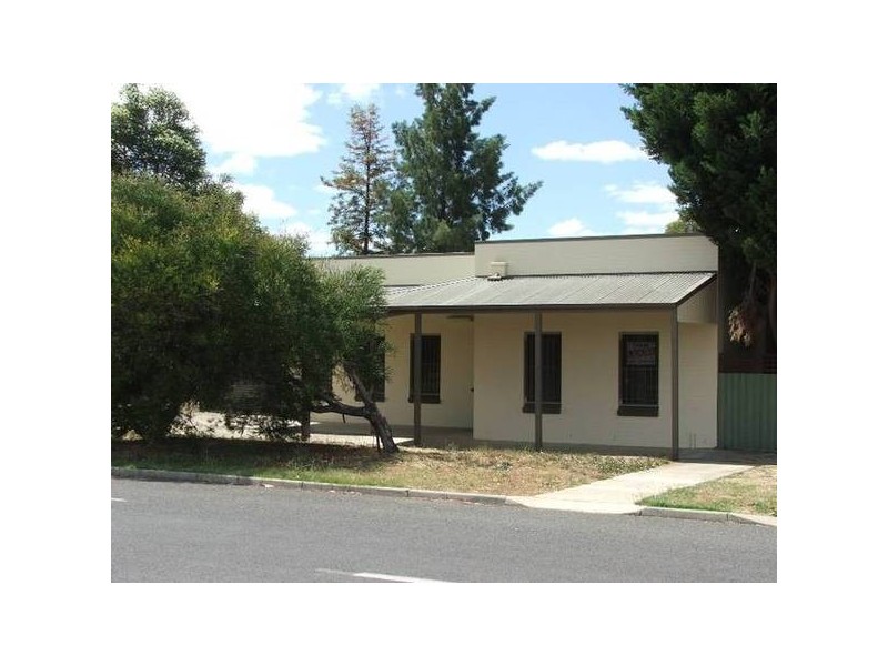 12 View Street, Kangaroo Flat VIC 3555