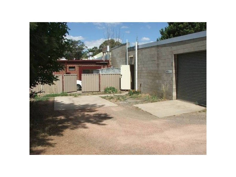 12 View Street, Kangaroo Flat VIC 3555